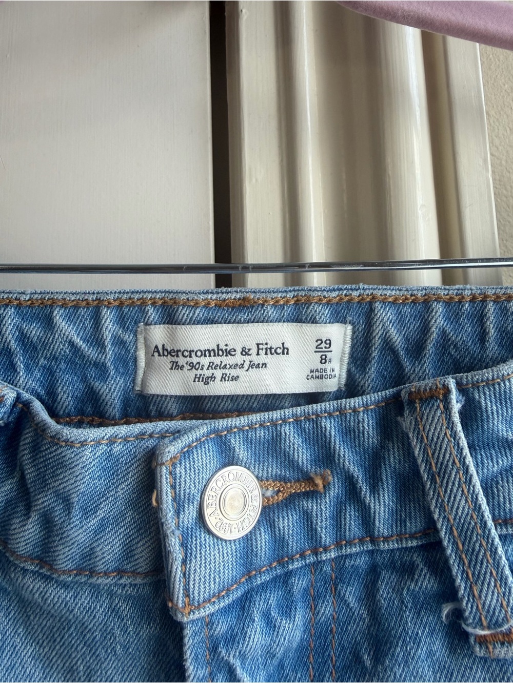 High Rise 90s Jeans - Picture 3 of 4